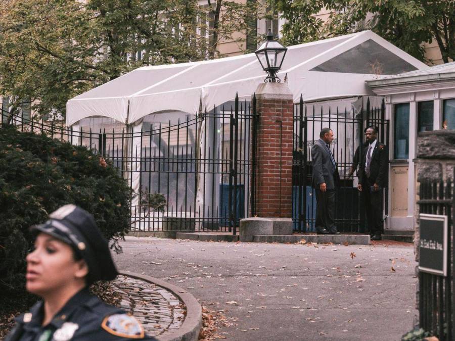 Así fue la revisión del FBI en la casa de Eric Adams, alcalde de Nueva York