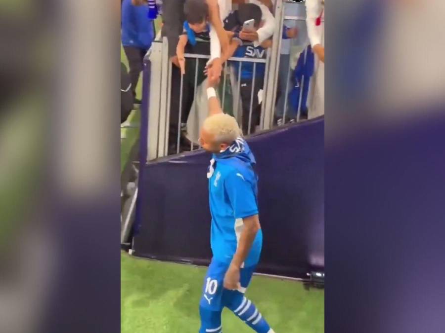 Neymar sufre robo en Arabia Saudita: hincha de Al Hilal le quita costoso anillo