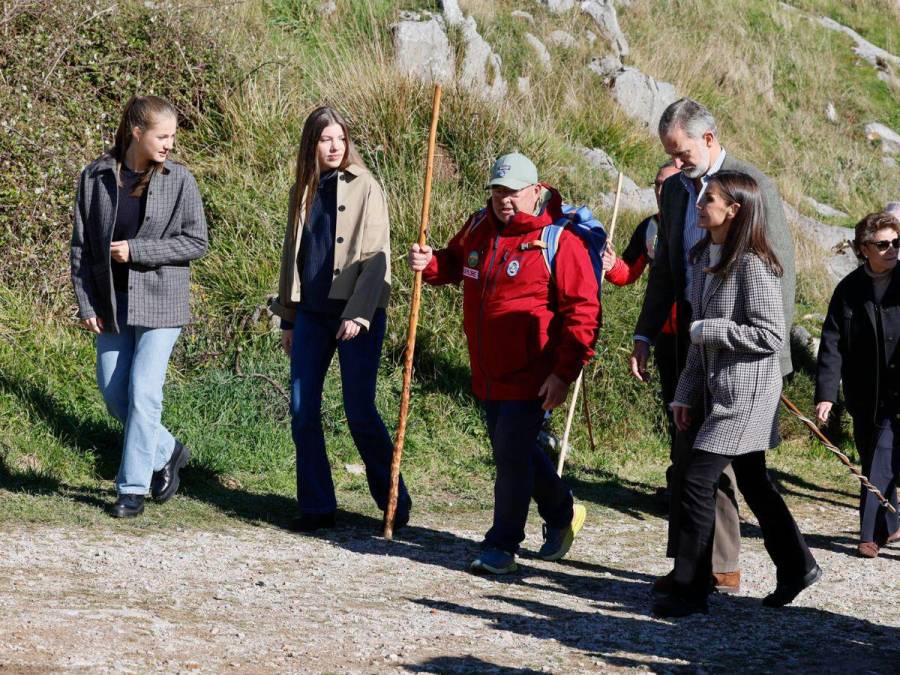 La visita de la familia real de España a Sotres, Premio al Pueblo Ejemplar 2024