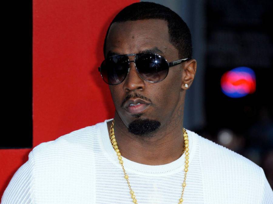 Sean Combs es acusado de violar a una menor frente a “dos famosos”