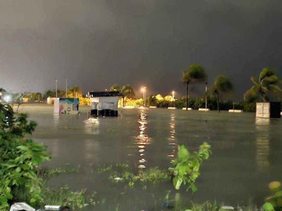 Daños que dejó el huracán Milton en México