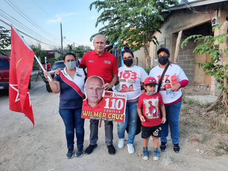 Futbolistas hondureños que incursionaron en la política ¿Lo logrará “Rambo” de León?