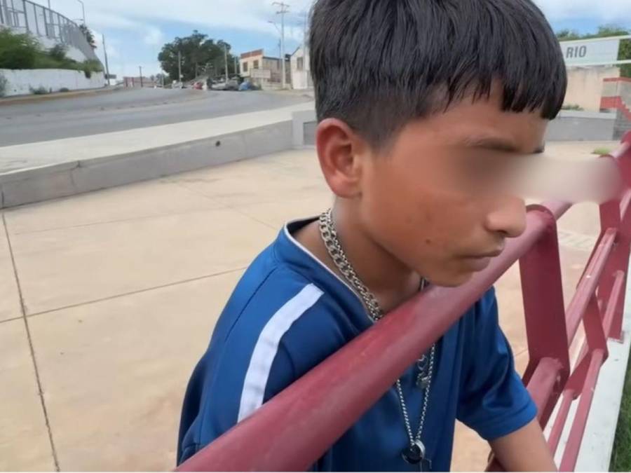 Menor llega a frontera de EUA en bicicleta: “Tengo un hermanito con síndrome de Down”