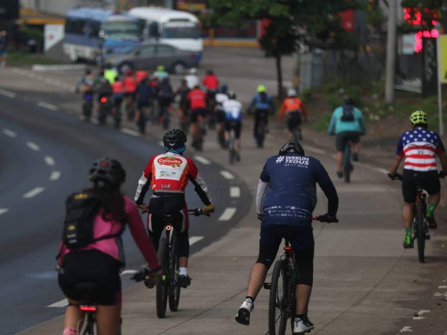 Ciclistas se preparan a toda máquina para la Vuelta Ciclística El Heraldo 2024