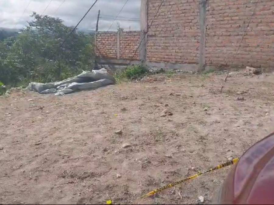 Violenta escena: joven de 19 años asesinado a balazos en colonia Santa Eduviges