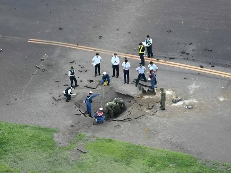 Inesperado y aterrador: así fue explosión de vieja bomba en aeropuerto de Japón