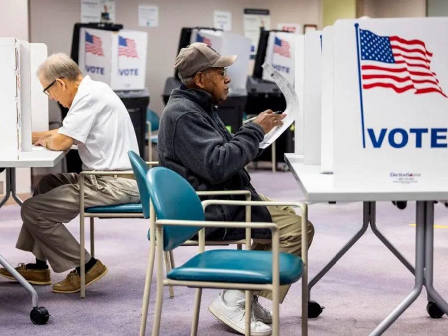 Estados Unidos inicia jornada histórica de elecciones 2024 con primeros votantes