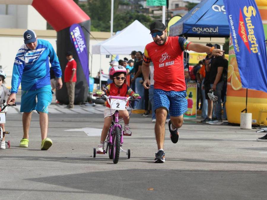 ¡Adorables! Las imágenes más tiernas de la Vuelta Ciclística Infantil 2024