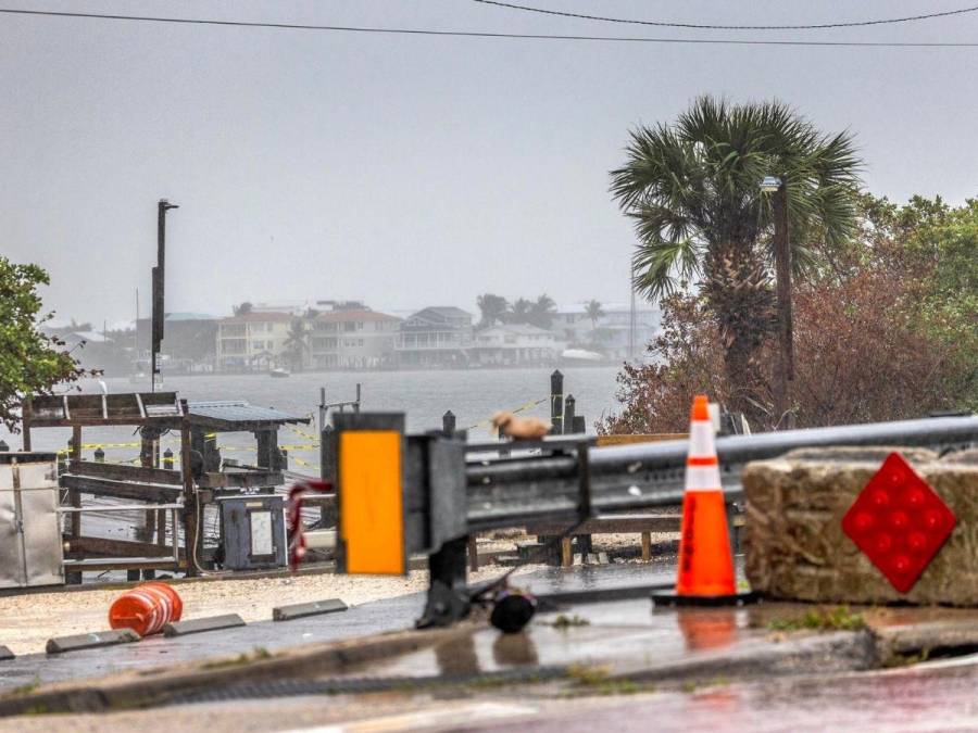 Huracán Milton: imágenes de los primeros daños que está dejando el fenómeno en Florida