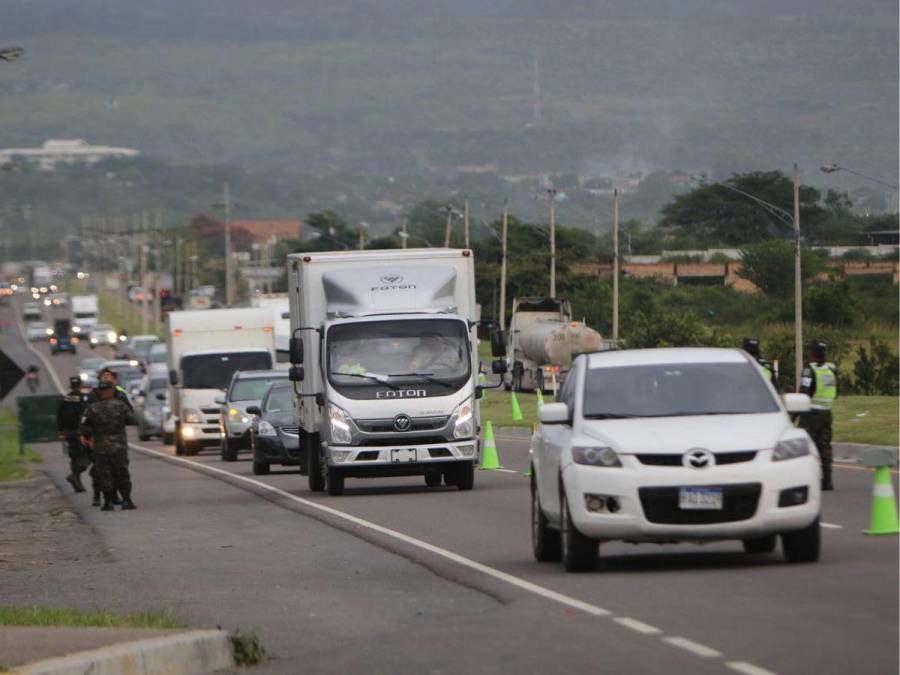 Comienzan a salir de Tegucigalpa los primeros viajeros del Feriado Morazánico