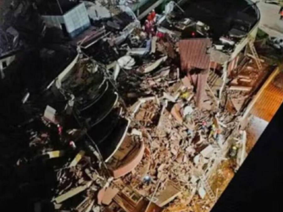 Cuerpos soterrados y una persona muerta: desastres tras derrumbe de edificio en Argentina