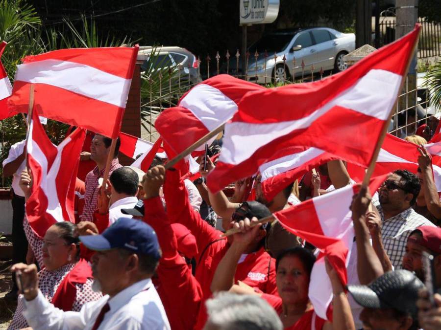 Partidos reciben las firmas de sus movimientos para las elecciones primarias de 2025