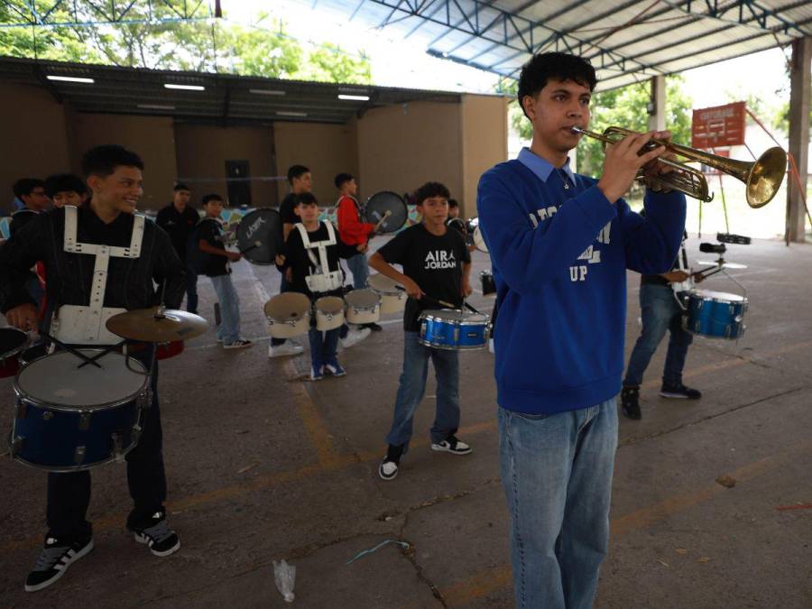 Talento y pasión: banda del Saúl Zelaya Jiménez lista para los desfiles patrios