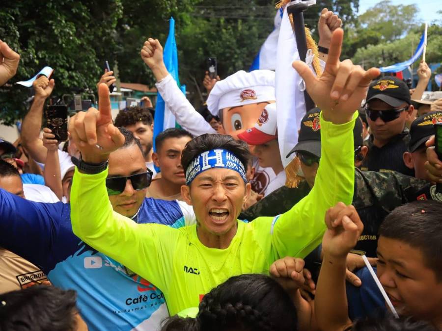 ¡Recibido como un héroe! Shin Fujiyama llega a Honduras tras recorrer 3,000 kilómetros