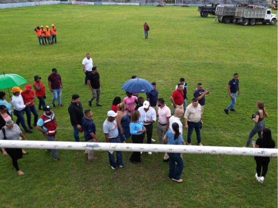 Estadio Ceibeño es cerrado porque inician cambio de grama híbrida y otros arreglos