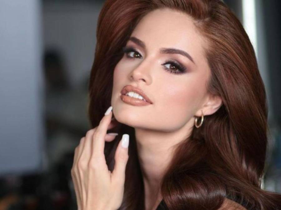 Los outfits más sorprendentes de Stephanie Cam en Miss Universo 2024