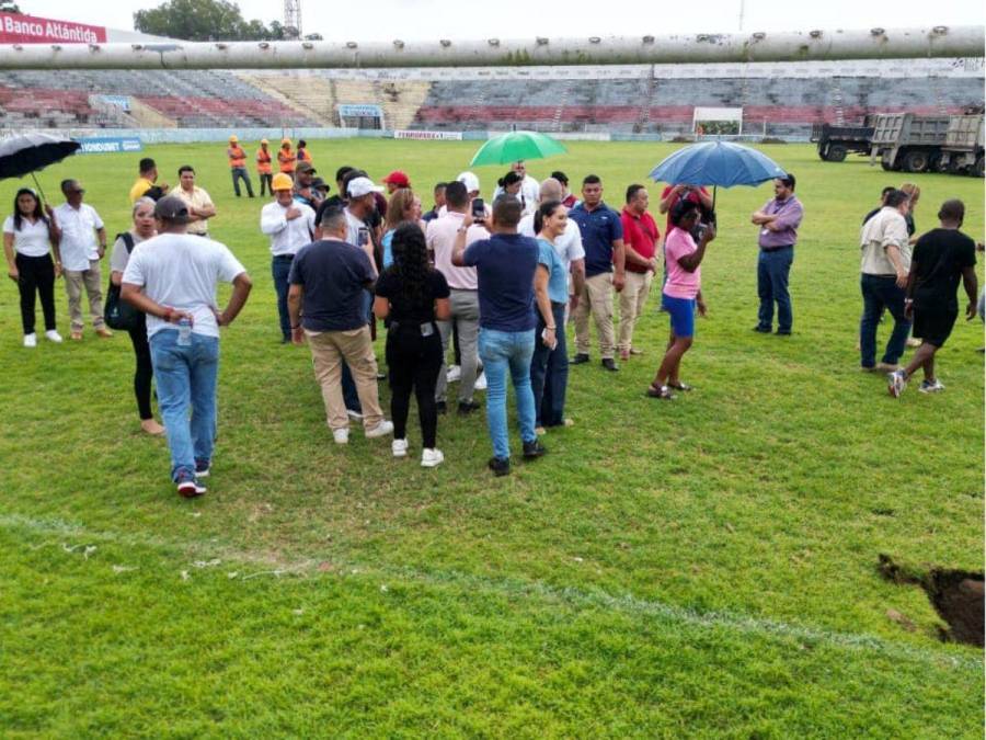 Estadio Ceibeño es cerrado porque inician cambio de grama híbrida y otros arreglos