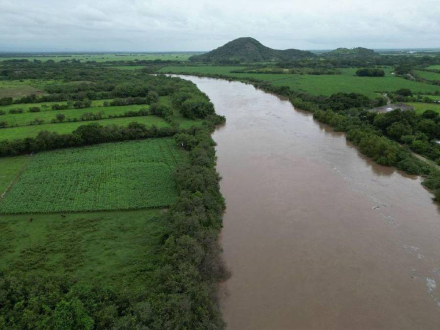 Inundaciones, daños y crecidas de ríos: imágenes de las lluvias en Choluteca