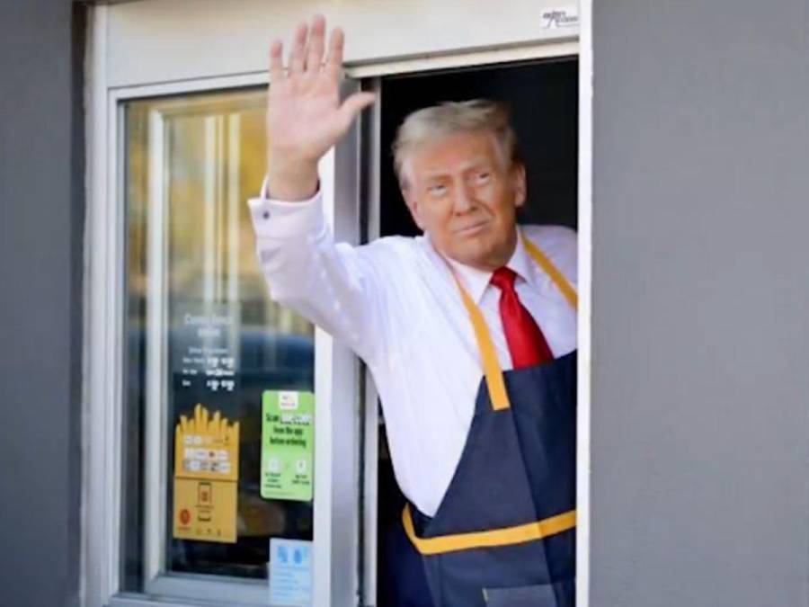 Trump cocina papas en un restaurante de comida rápida y envía un mensaje a Harris