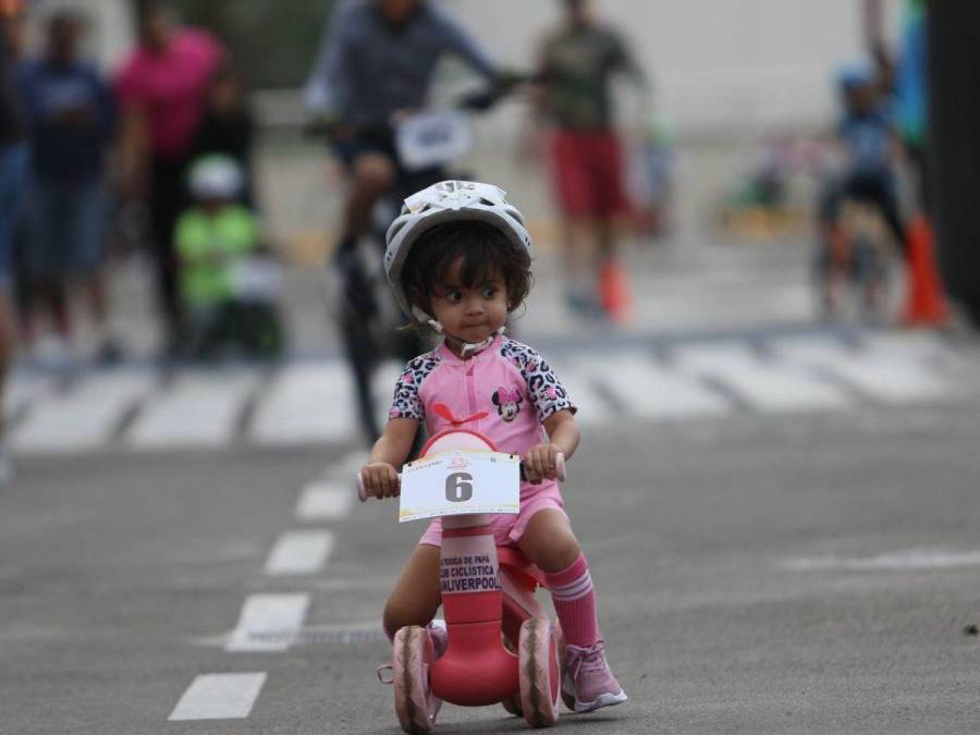 Llenos de emoción y con ganas de ganar: así inició la décima Vuelta Ciclística Infantil