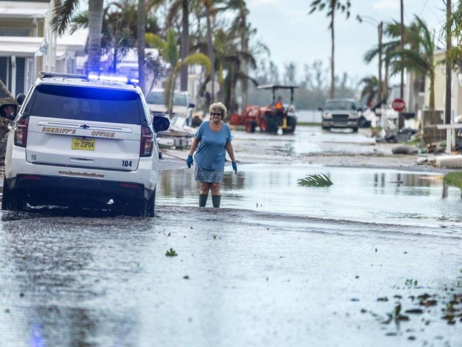 Milton deja una senda de muerte y destrucción a su paso por Florida