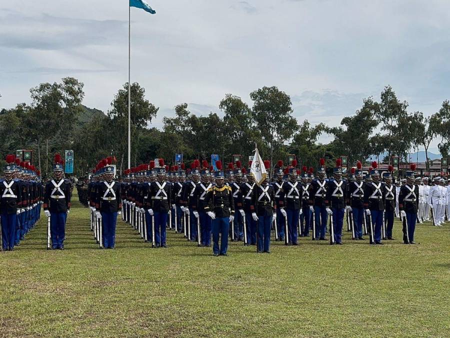 Recuerdan legado de Francisco Morazán en ceremonia por Día del Soldado hondureño