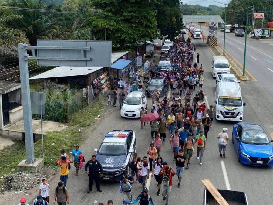 Sale la primera caravana migrante en el gobierno de Sheinbaum