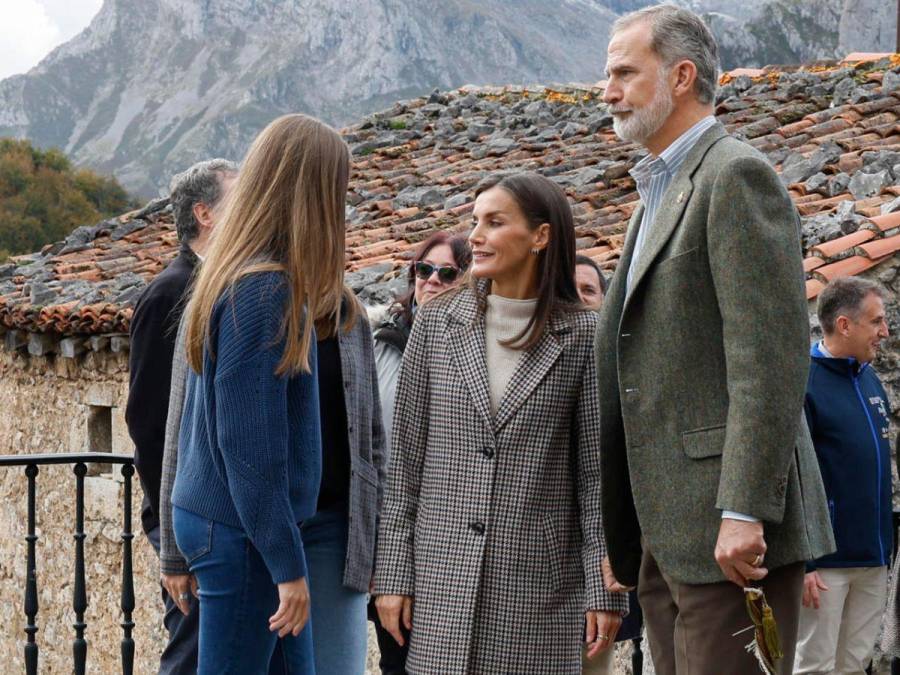 La visita de la familia real de España a Sotres, Premio al Pueblo Ejemplar 2024