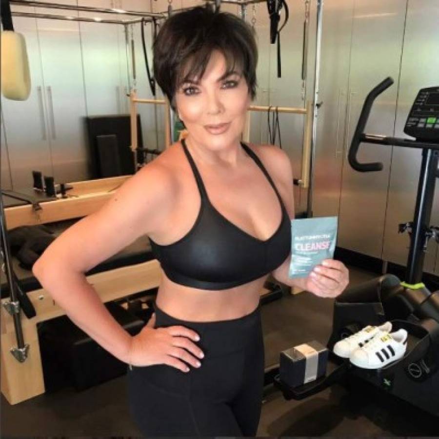 Critican a Kris Jenner, mamá de Kim Kardashian, por abusar de Photoshop