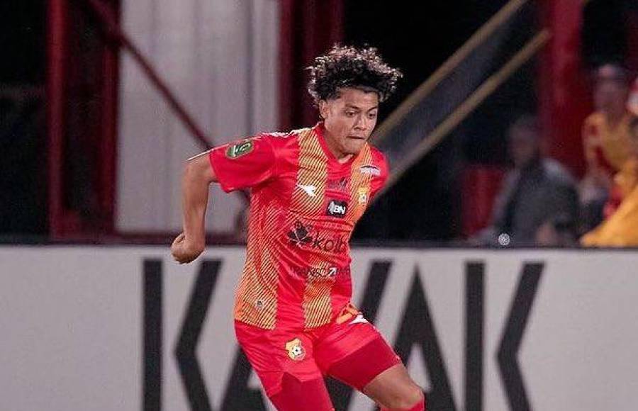 Joshua Canales, salió del Olimpia, pasó por Liga MX y ahora juega en Herediano