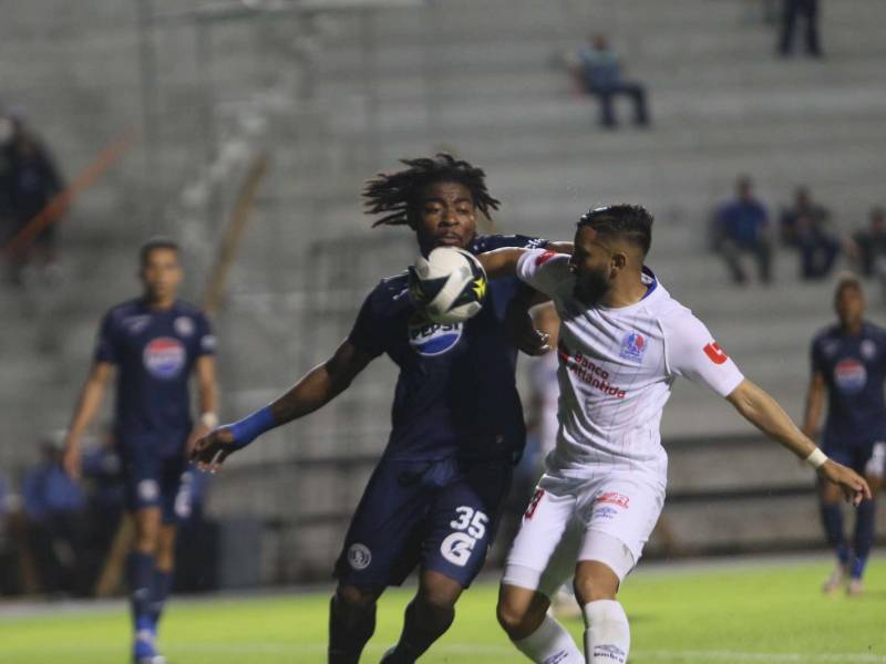 Andy Nájar y Rodrigo Auzmendi fueron los goleadores del compromiso.