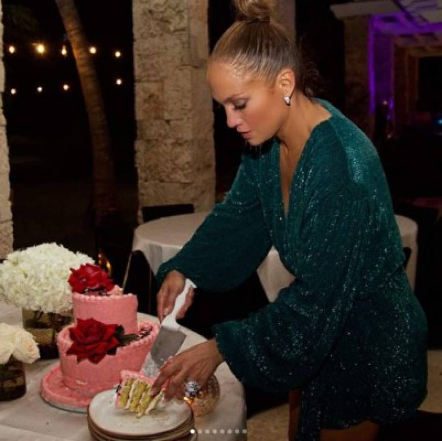 FOTOS: Así fue la fiesta del cumpleaños 49 de Jennifer López; muy familiar y relajada