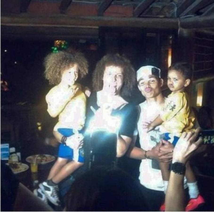 David Luiz y Thiago Silva conocen a sus clones