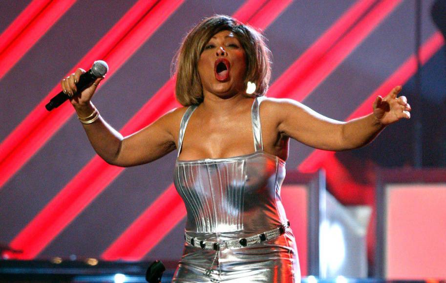 Tina Turner: Una leyenda de la música que trascendió barreras y cautivó al mundo