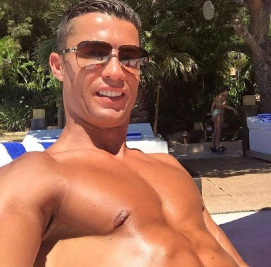 Cristiano Ronaldo afirma que volverá 'más fuerte' de su lesión