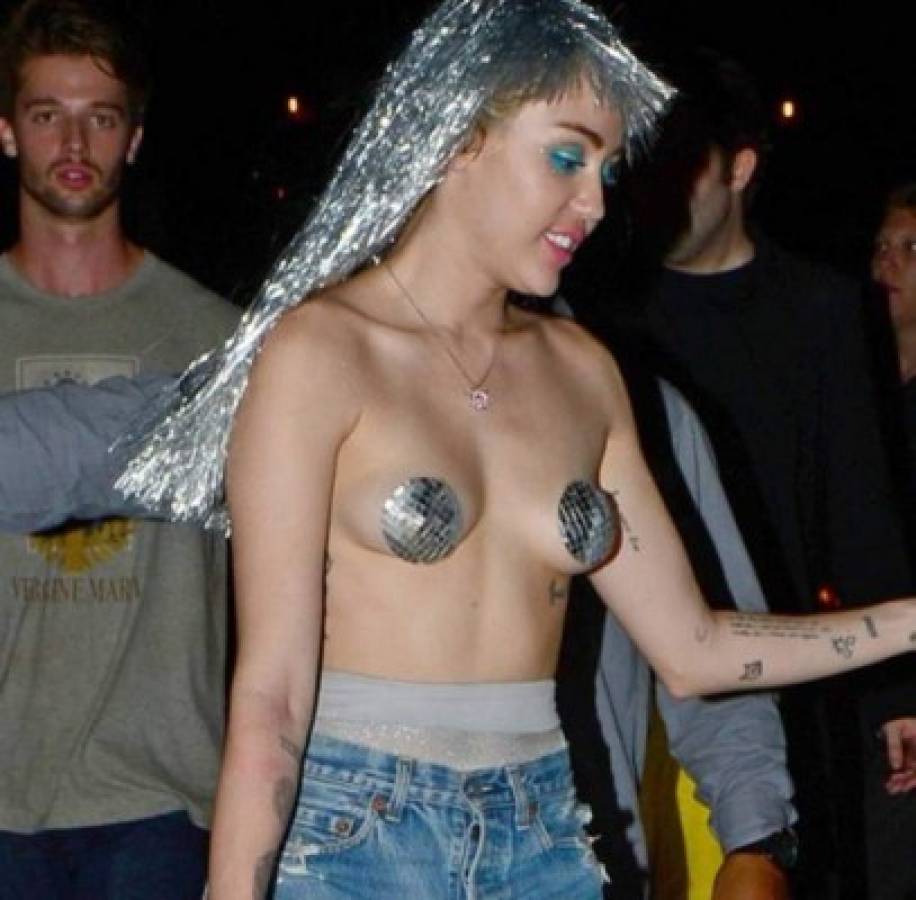 El novio de Miley Cyrus la trata de 'sucia'