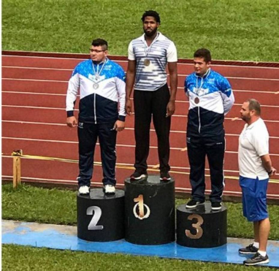 Winston Campbell ganó para Honduras la única medalla de oro durante el Centroamericano Mayor de Atletismo. Foto: Cortesía Winston Campbell.