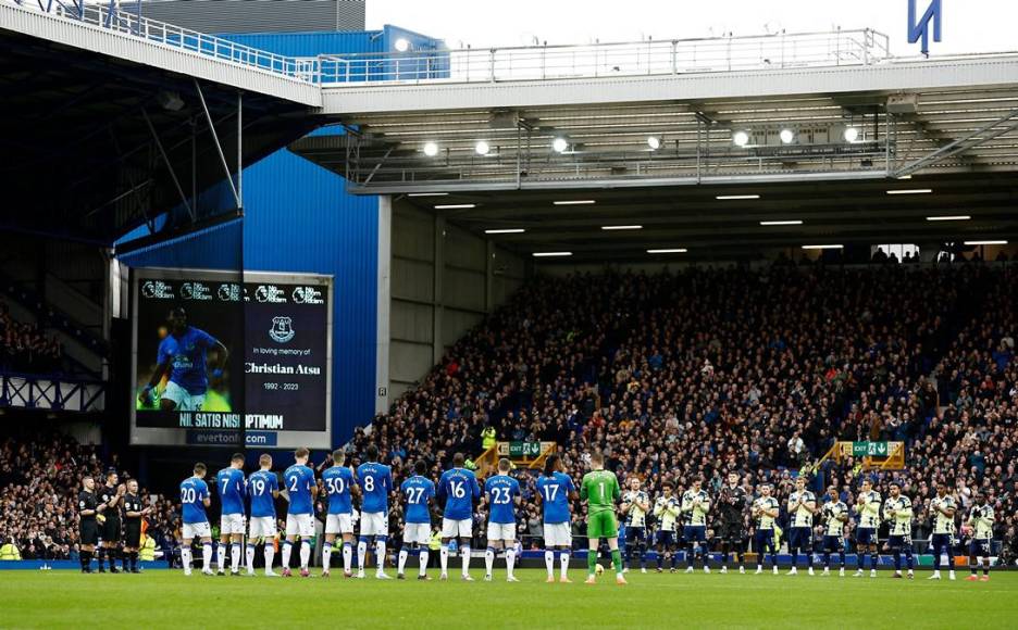 Minutos de silencio y homenaje, el mundo dice adiós a Christian Atsu hallado muerto tras sismo