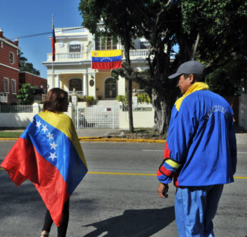 Nicolás Maduro electo presidente de Venezuela por escaso margen