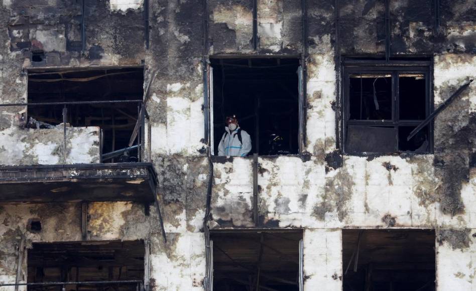 Sobrevivientes de incendio en Valencia: En “minutos, nos habíamos quedado sin nada”