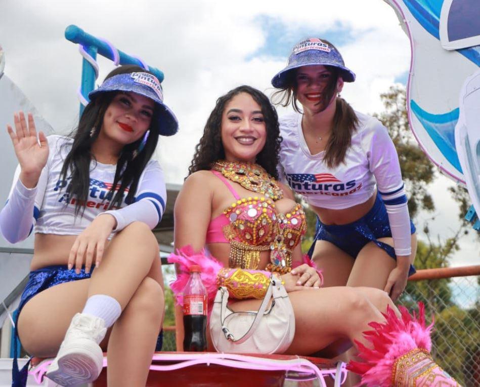 Bellas capitalinas roban suspiros en carnaval por los 446 años de Tegucigalpa