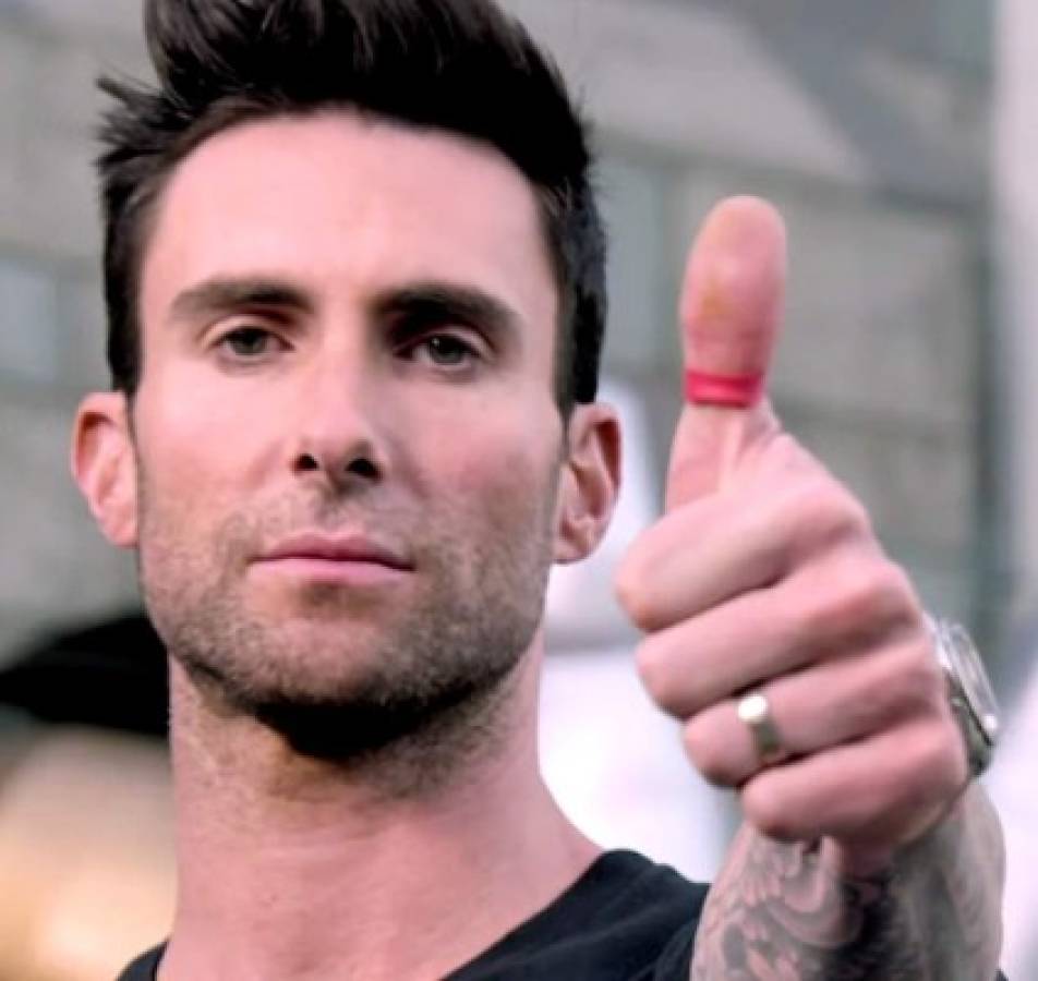 ¿Qué le pasó a Adam Levine? Su fotografía preocupa a sus fans