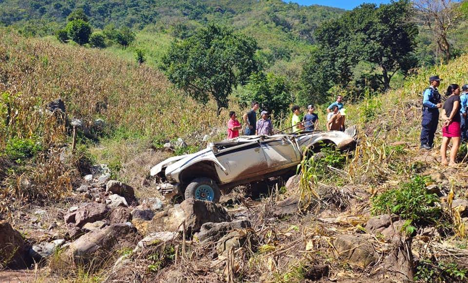 “Rodaron hasta el fondo”, las imágenes del fatal accidente en Arada, Santa Bárbara