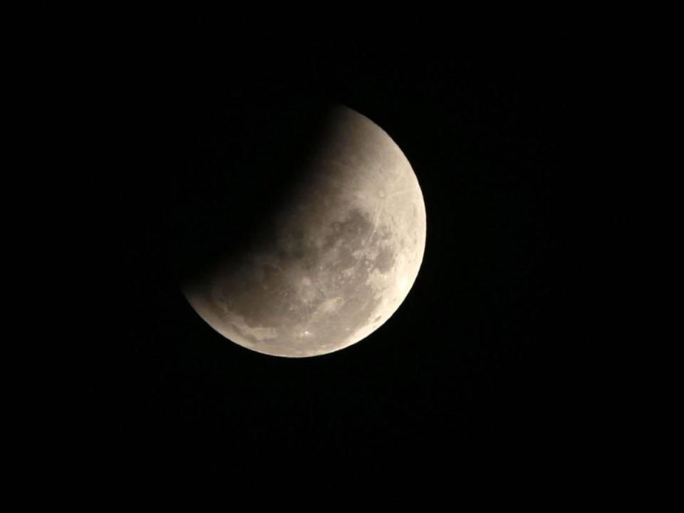 A partir de las 6:40 de la tarde iniciará el fenómeno astronómico en Honduras.