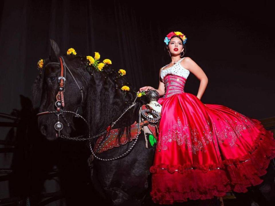 Christian Nodal y Ángela Aguilar celebraron su boda civil el 24 de julio en la lujosa Hacienda San Gabriel de las Palmas, ubicada en Cuernavaca, Morelos.