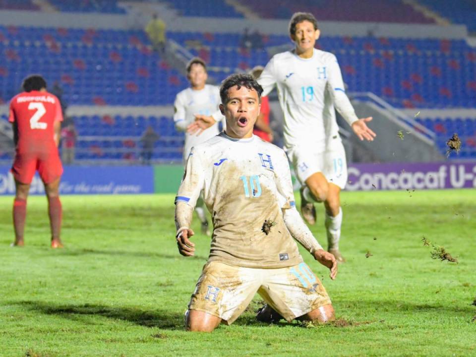 La Sub-20 de Honduras empató ante Canadá en su primer encuentro del Premundial en México.