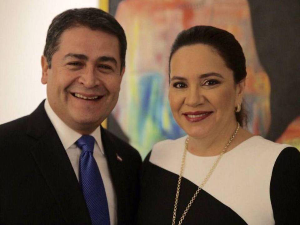 La ex primera dama Ana García informó que Hernández deberá guardar reposo por al menos dos semanas