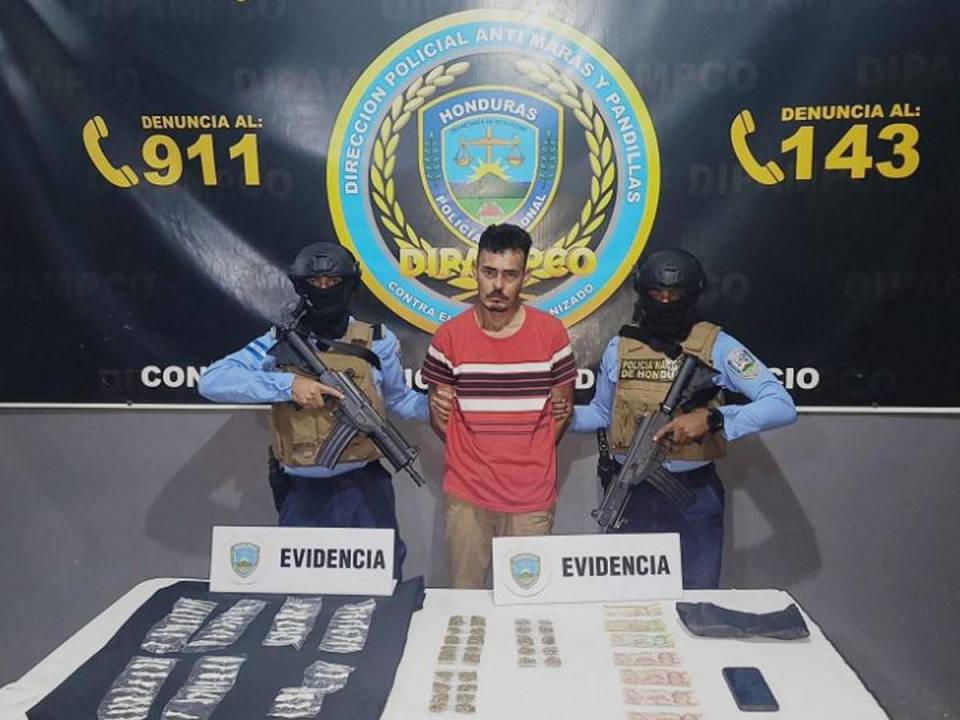“El Flaco”, de 39 años, ha sido parte de la estructura criminal durante cuatro años y se encargaba de la venta y distribución de drogas en la zona.