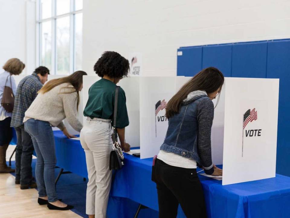 El voto anticipado permite a los ciudadanos estadounidenses votar por su candidato antes del día de las elecciones.