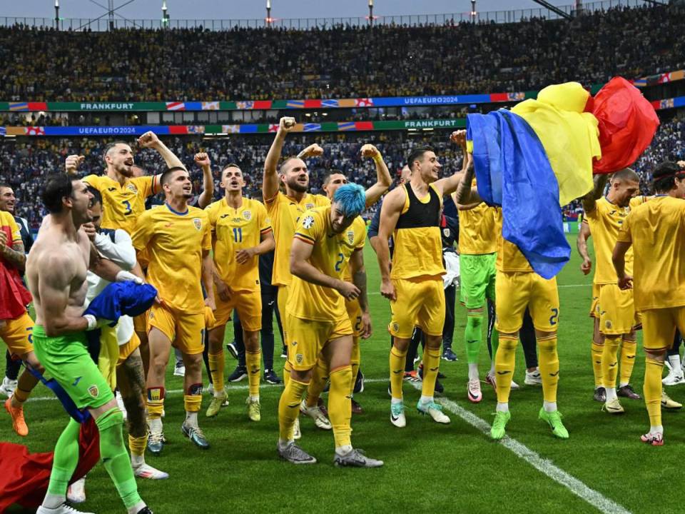 Rumanía terminó como primera en su grupo.
